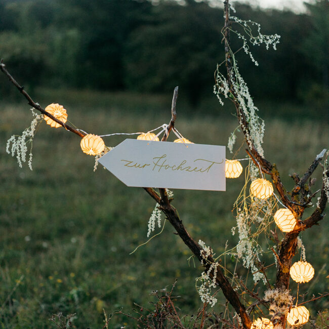 Boho Hochzeit Wegweiser