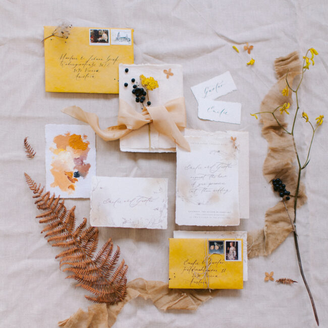 Flatlay Papeterie Hochzeit Inspiration