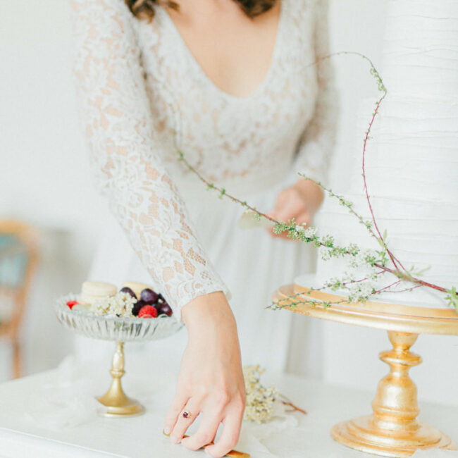 Sweet Table Cake Stand Gold Verleih Wien