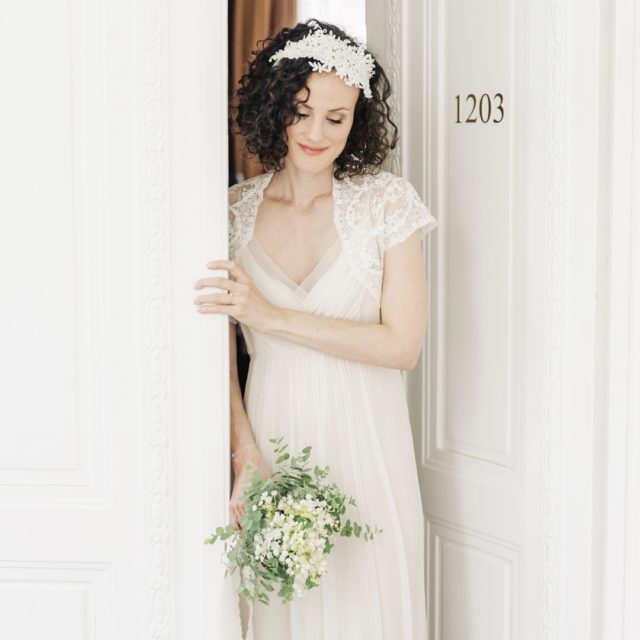 lily of the valley - fairylike magical flower for a delicate bride or bridesmaid.⁠
what is your most favorite flower ever?⁠
⁠
#parkhotelschönbrunn #lilyofthevalley #mademoisellefee #igersaustria #igersvienna #viennabride #weddinginspiration #bridalstyle #weddingmoments #bestmoments #instawedding #wedding #vienna #wedding2019 #weddingvienna #eventdecoration ⁠
⁠
Photography: @catehoffmannimages⁠
Dress: @ivoryisle⁠
Flowers: @bernhardlakonig⁠